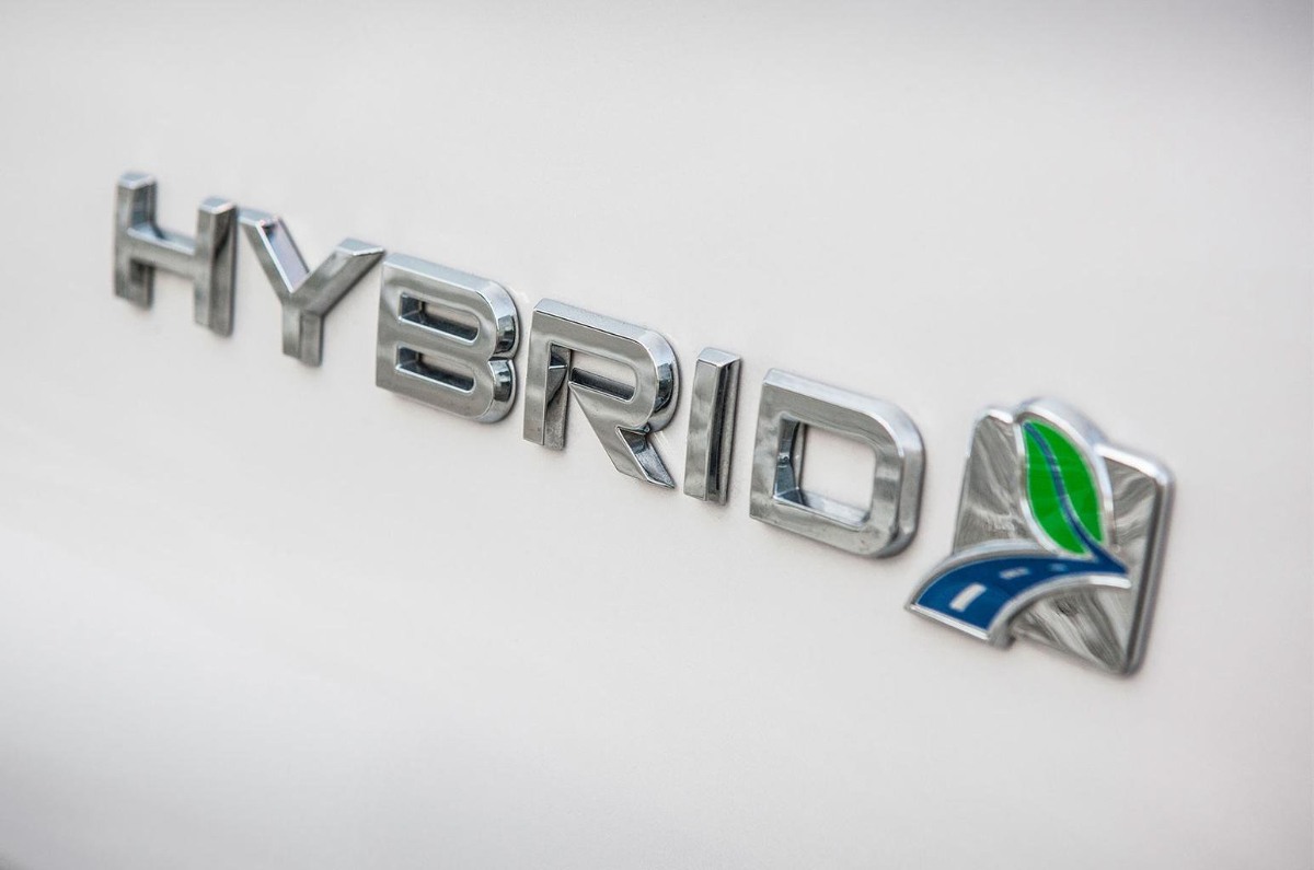 GIỚI THIỆU VỀ CÔNG NGHỆ TOYOTA HYBRID