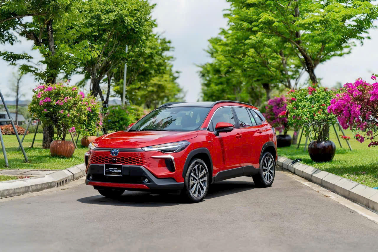 🎉 Toyota Corolla Cross tháng 8 – Ưu đãi cực lớn tại Toyota Trang Lê Quảng Nam